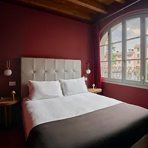 Appartement Rego - Boutique & Serenity With Some Off-site In The Heart Of Center